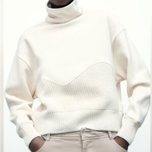 Zara Cream Turtleneck Sweater Women’s Size Medium